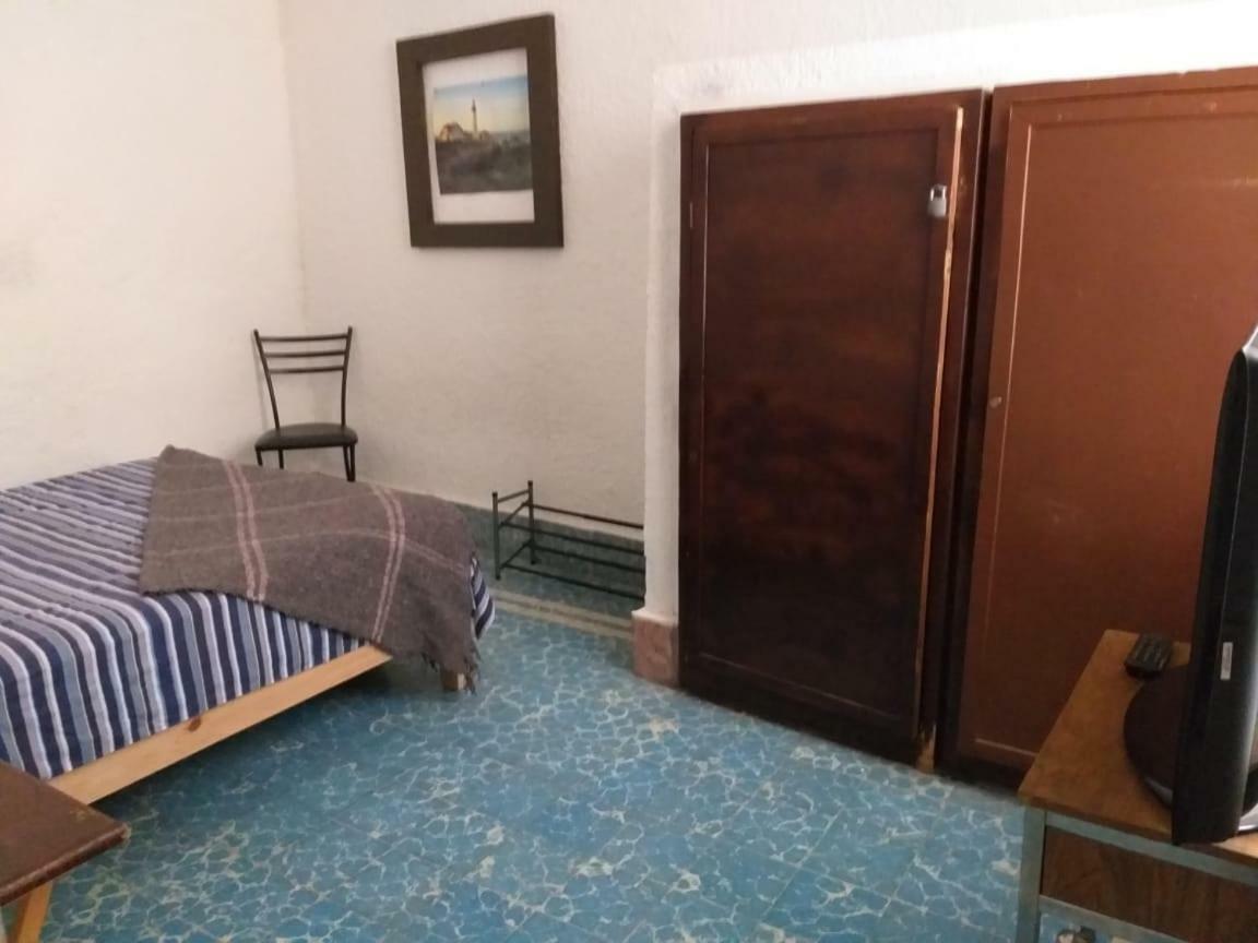 レオン Julio Houseホステル エクステリア 写真